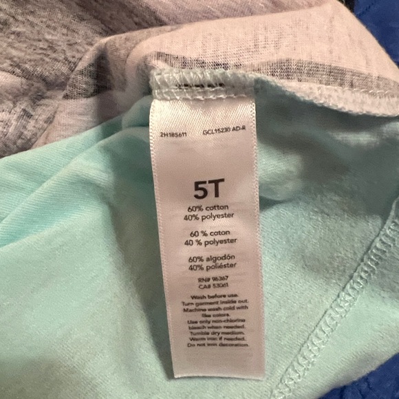 Set of 4 OshKosh Boys Tanks - Picture 10 of 13